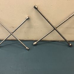 SAE/Metric 4-Way Cross Lug Wrench Tool (both )