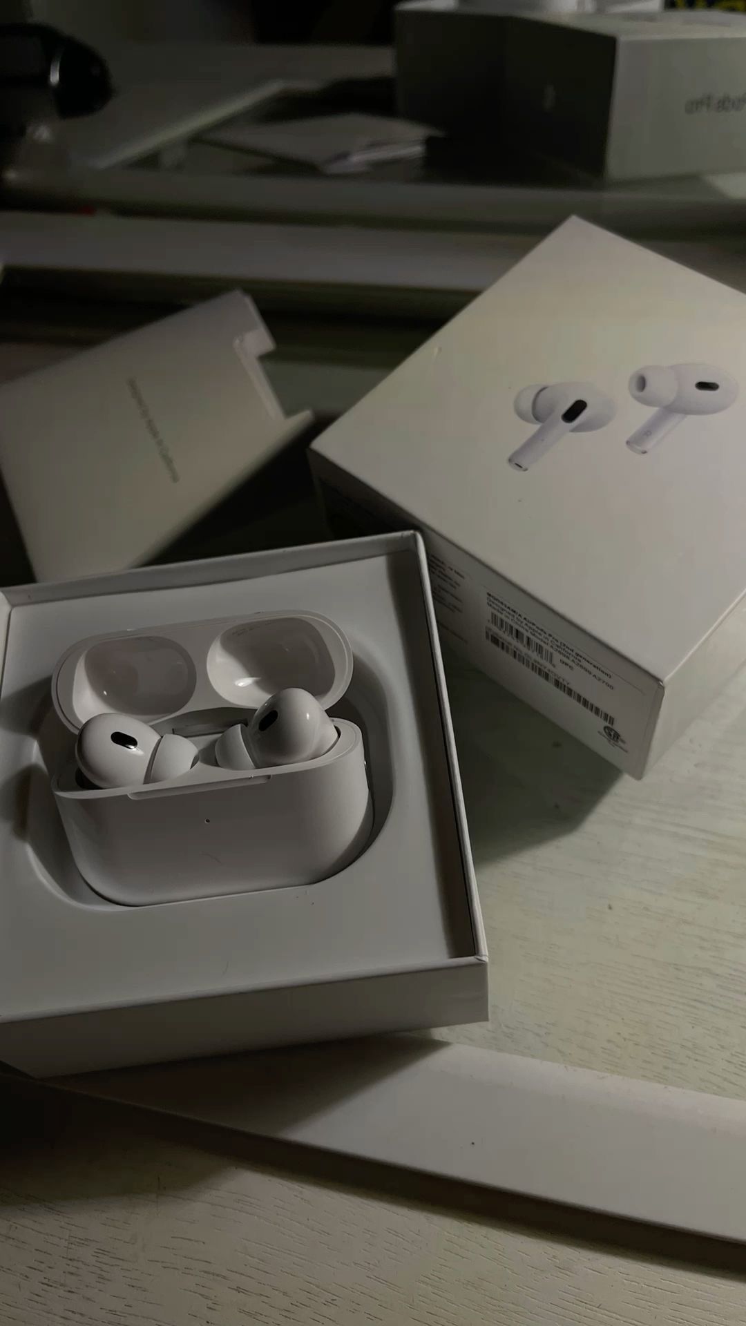 AirPods Gen 2 Pro