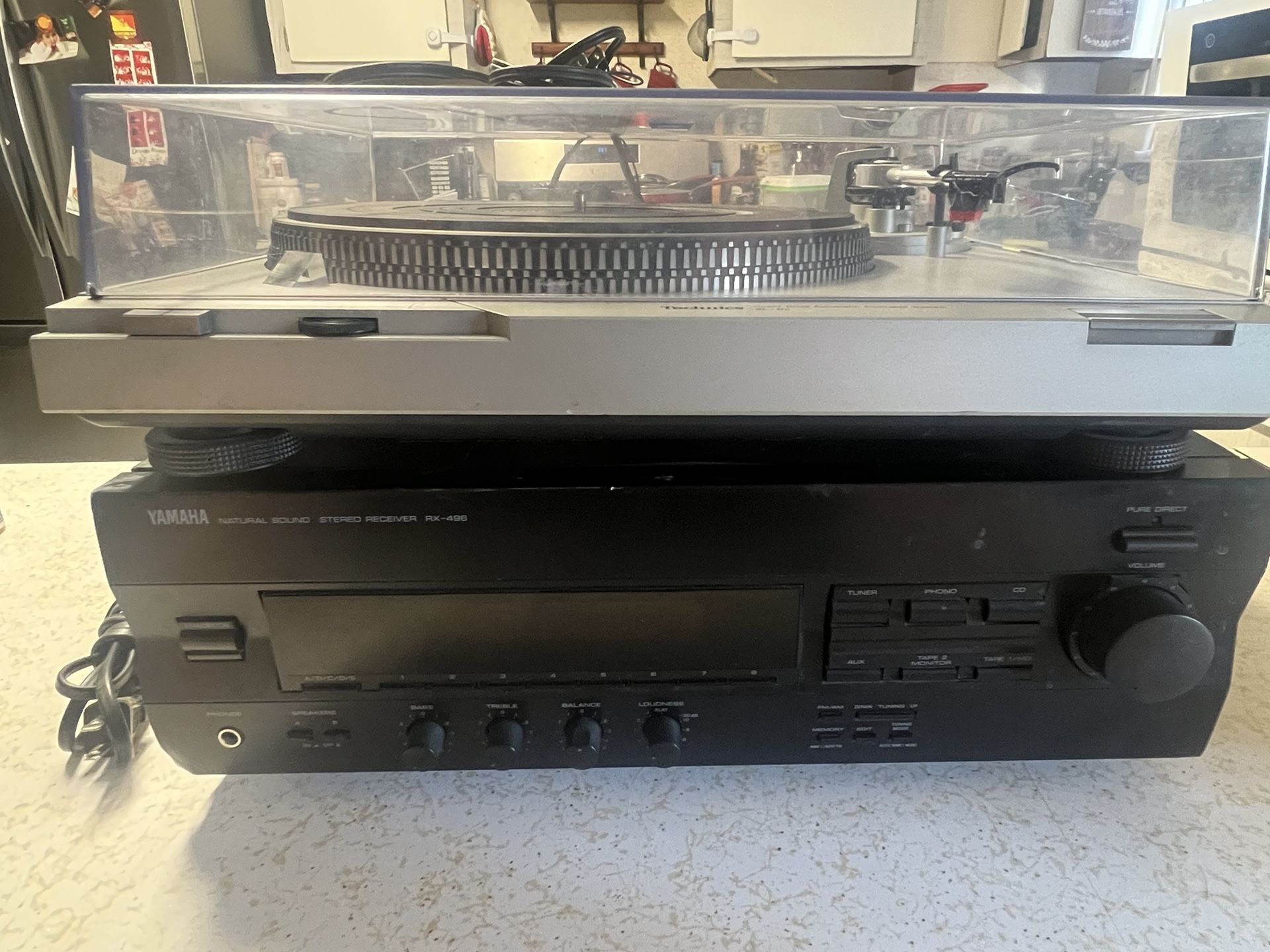 Yamaha stereo receiver RX-496 