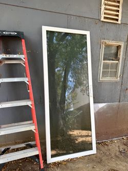 Single sliding door