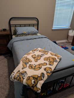Twin Bed