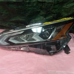 2019-20 Nissan Altima Left Headlight LED 