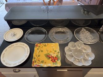 Platters, lot of 7, excellent condition, glass, ceramic and stoneware.  10”-13” diameter.