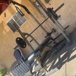 Weight Bench With Weights!!! 