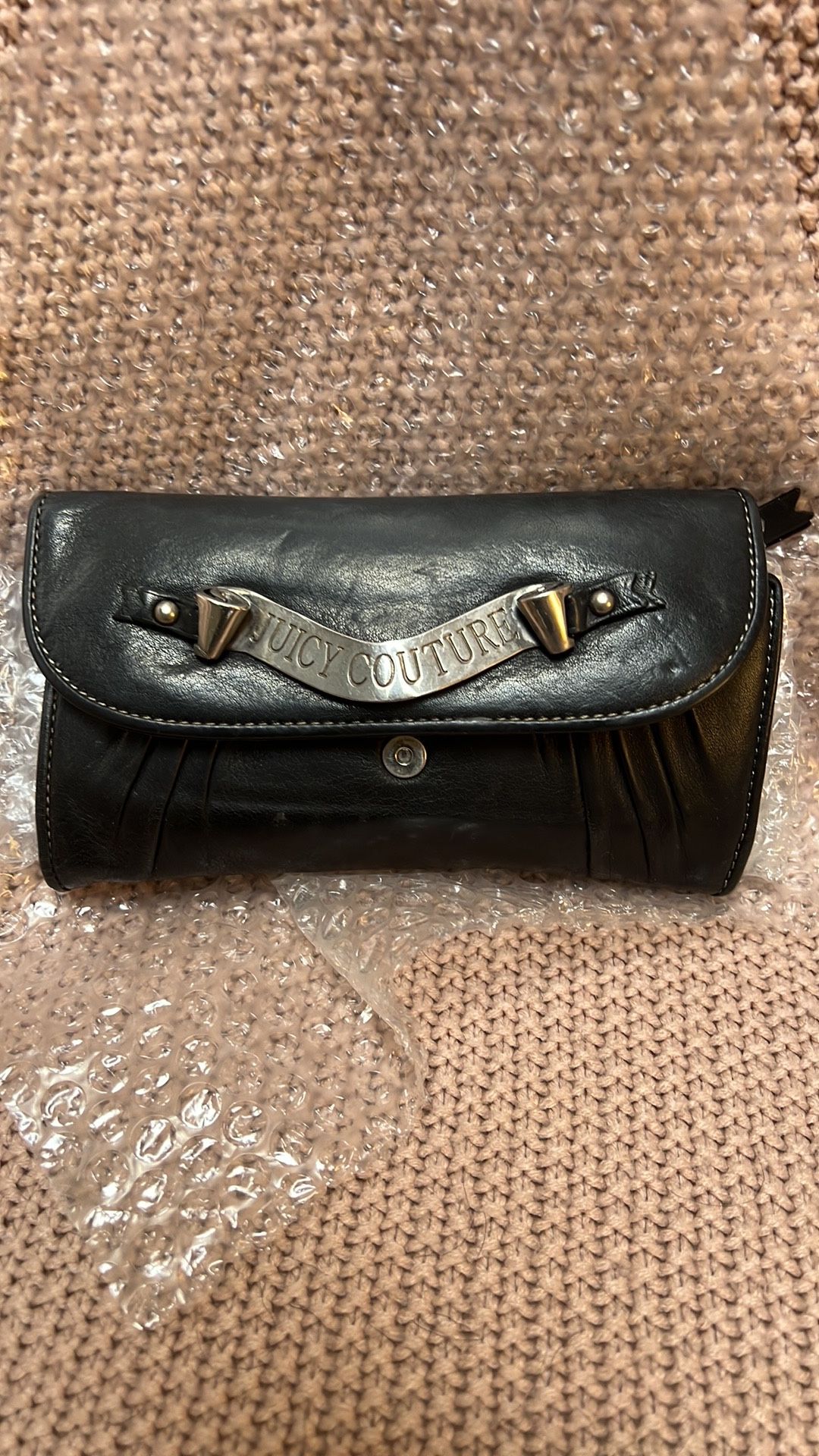 $75 Y2K “Juicy Couture” RARE Vintage Blk Collectible WALLET