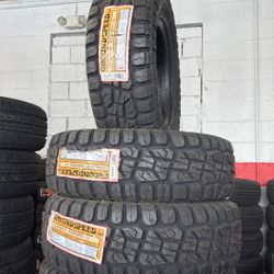 Se Vende Set De Llantas Nuevas   235/75R15 Groundspeed Voyager Xt Con 50 Mil Millas De Garantía Instadas Y Balanceadas. $ 400