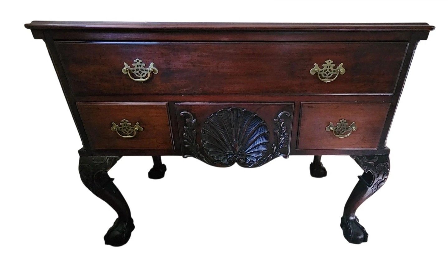 Antique Chippendale Style Mahogany Lowboy Dresser/Chest