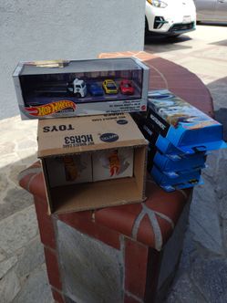 Hot wheels lot... everything pictured..$100 cash firm