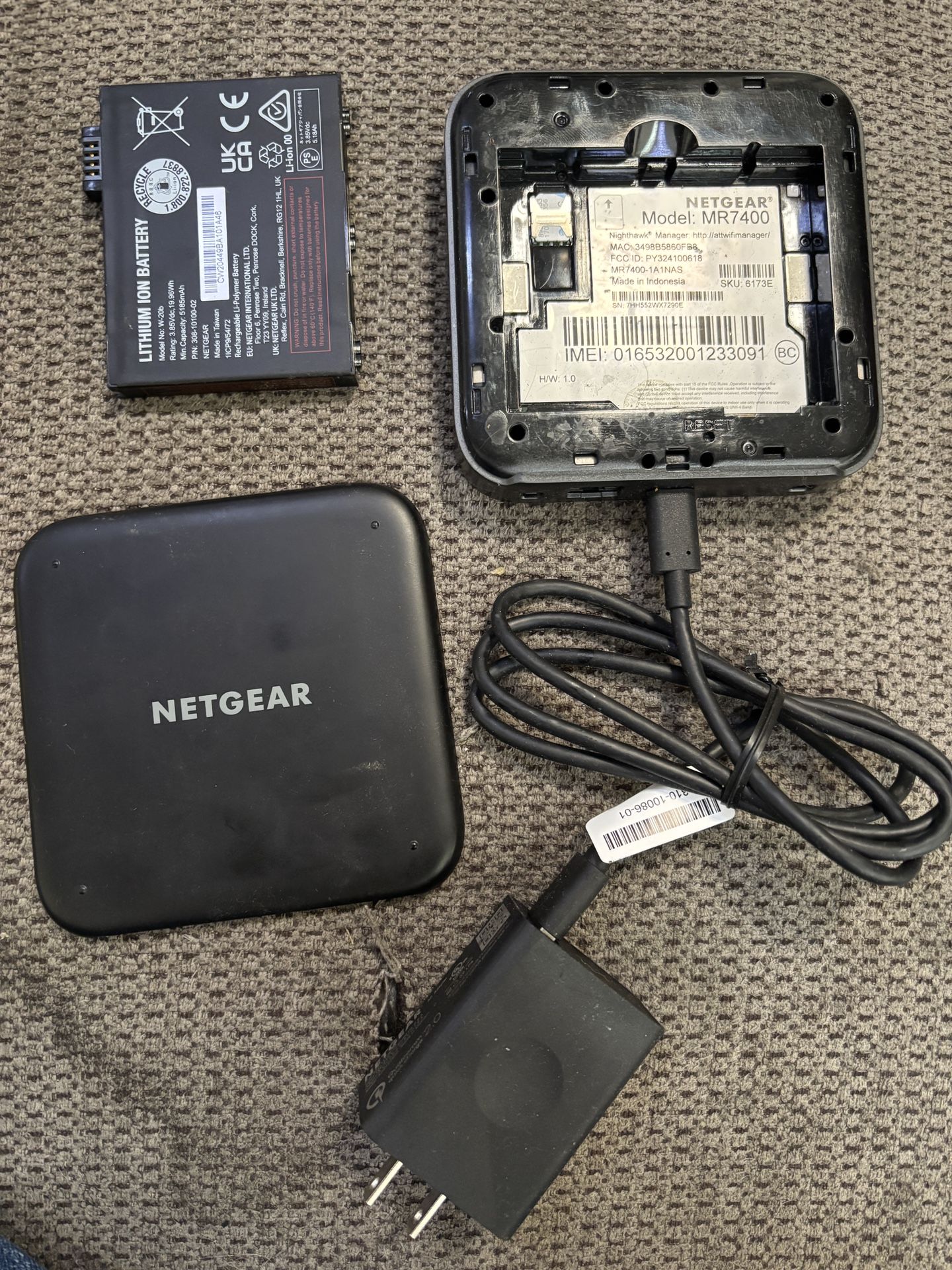 Netgear Nighthawk MR7400 (M7)