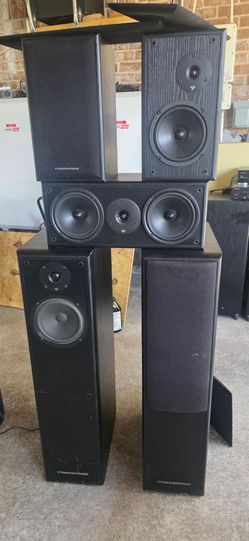 Cervin vega Speakers set