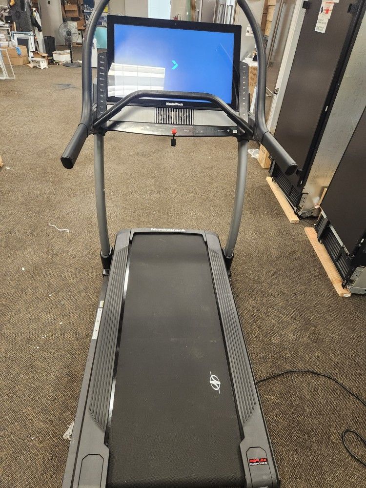 Norditrack Commercial X32I treadmill