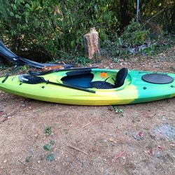 150 $New Kyak For Sale Plus New Oars and Helmet Moving Can't Take With Me 
