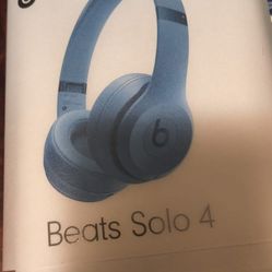 Beats Solo 4 Blue
