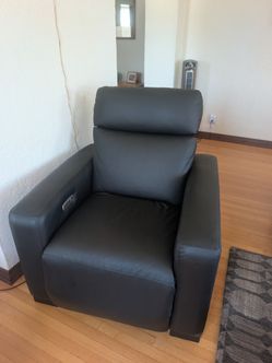 Black Leather Power Recliner Chair