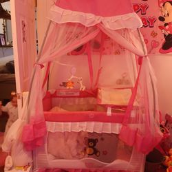 Canopy With Diper Changing Table Packnplay