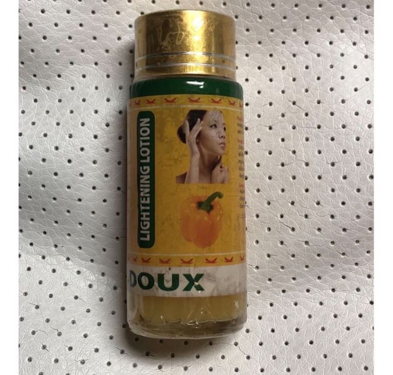 Piment Doux 24 Huers Lotion Eclaircissant Lightening Cleanser Lotion