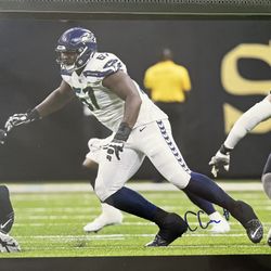 Seattle Seahawks Charles Cross Autographed 8x10 Photo