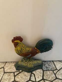 Roosters and chickens collectible, vintage beautiful