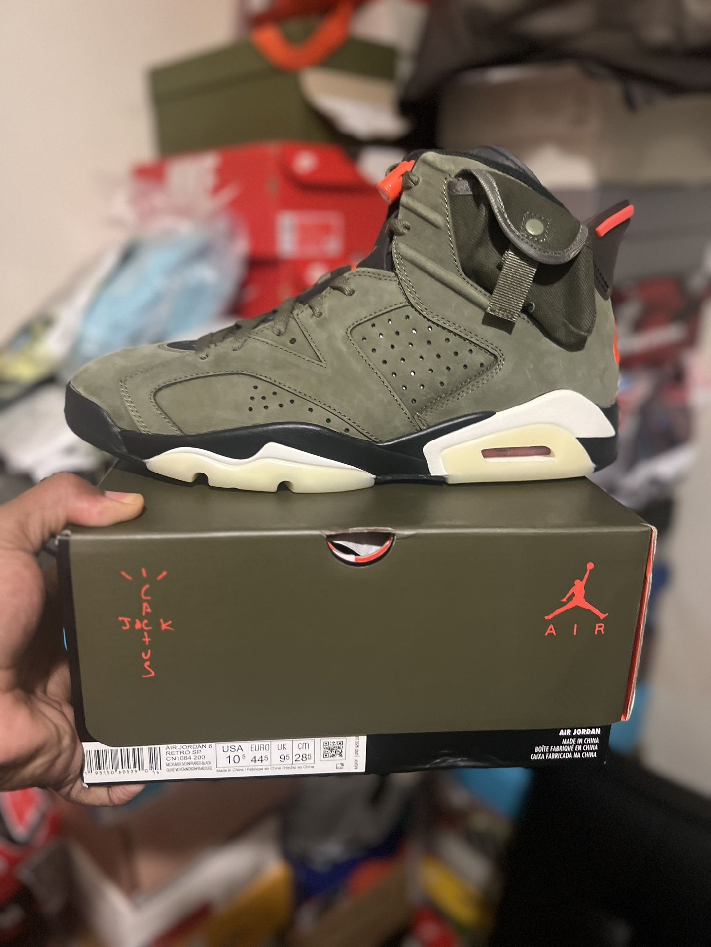 Jordan 6 Retro