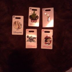 Disney Pins 