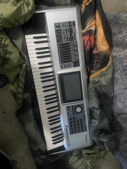 Roland Fantom g6