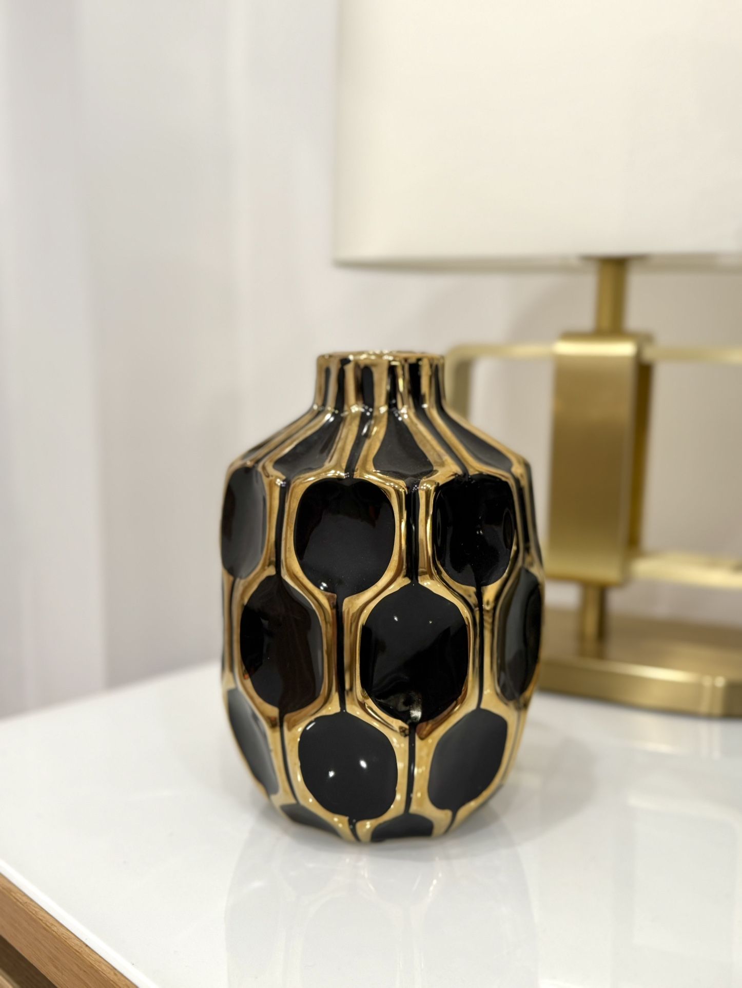 Honey Comb Vase Black and Gold
