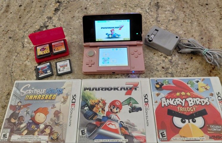 Nintendo 3DS Video Game Console - Pearl Pink