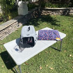 Brand New Small Pet Carrier Crate With New Bed