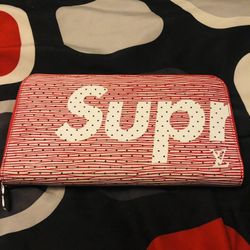Red Wallet