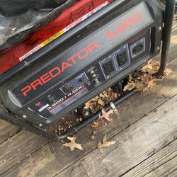 Predator 4,000 Watts Starts Right Up In Excellent Condition $350 