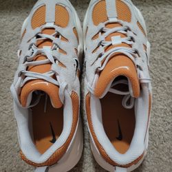 Brand New Nike Tech Hera - Wm's 10