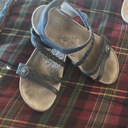 Aertrex Adjustable Sandals