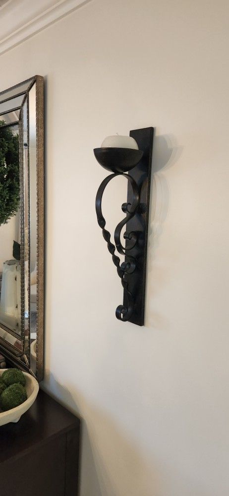 Wall Sconces With Round Candle