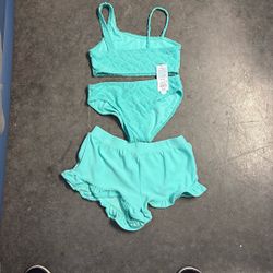 Brand New/Never Worn Size XL (14) YOUTH/Children’s Swimsuit 