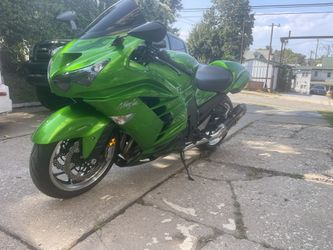 2012 Kawasaki Ninja ZX14R for Sale in Phoenixville, PA - OfferUp