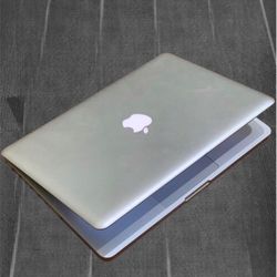 Apple MacBook Pro 13” I5/8GB/256GB SSD $140