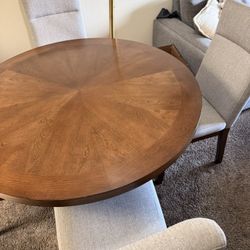 Brooklyn Round Dining Table With 4 Chairs 