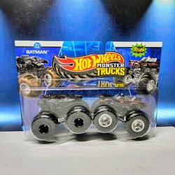 Hot Wheels Monster Trucks Batman VS Batman Demolition Doubles Batmobiles Trucks