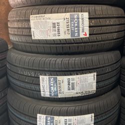 215/55/17 Kumho Solus