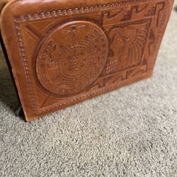Aztec Leather Vintage Briefcase 😮💨