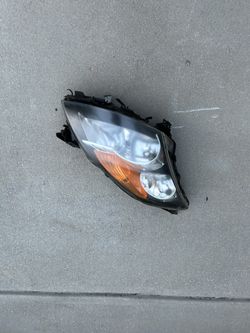 07-12 Nissan altima headlight