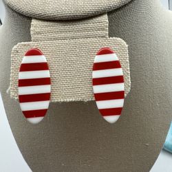 🇺🇸 Vintage Costume Jewelry  Red And White Striped Earrings 1 1/4 Inches