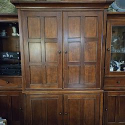 REDUCED*Entire Entertainment Center 3 Piece With Lighted Curios On Each Side Tons of Storage!