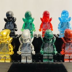 Aliens Minifigures RARE Rainbow Xenomorph | New Custom Lego Compatible Toys