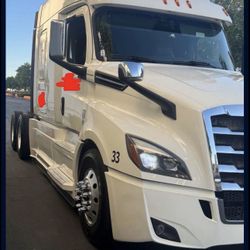 2019 Freightliner Cascadia 