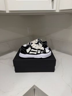 Maison Mihara Yasuhiro Low-Top Sneakers