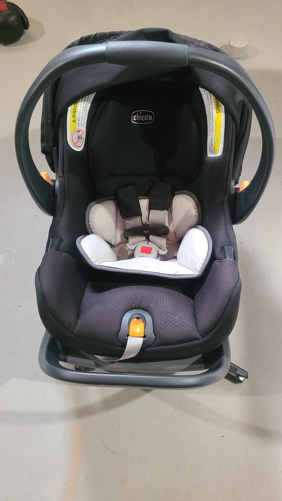 Chicco Carseat Keyfit 35 With Base 