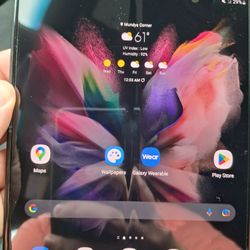 Samsung Galaxy Z Fold 3