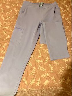 Figs scrubs