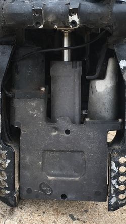 Mercury tilt and trim